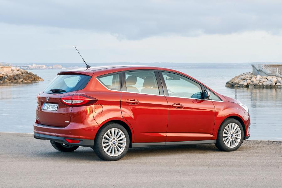  Ford C-Max 2015 года  (фото 14 из 34)